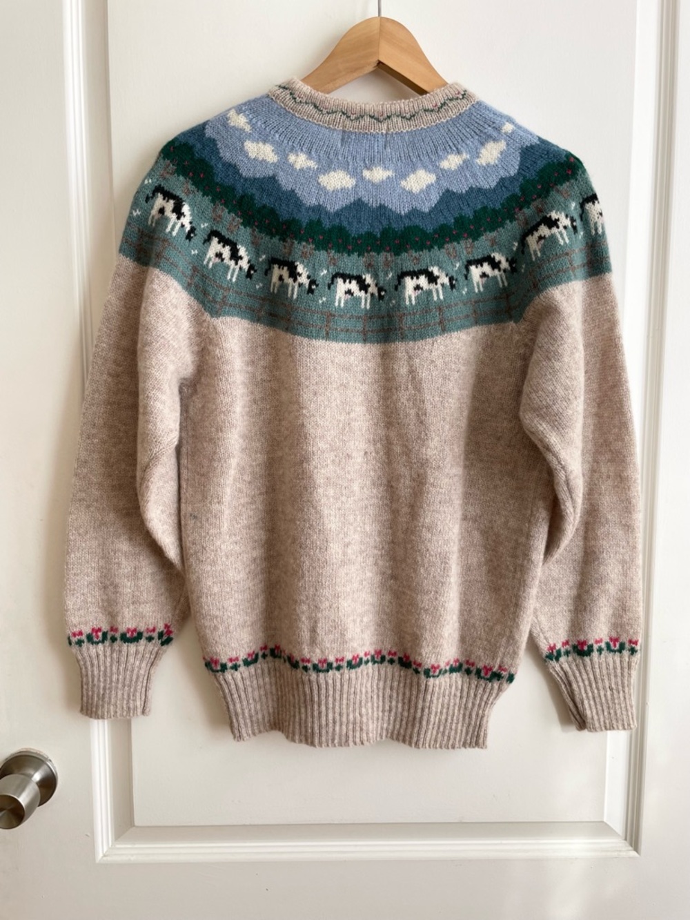 Vintage Orvis Wool Cow Cardigan Size L Cottagecore Knitted Grandma - Picture 2 of 6